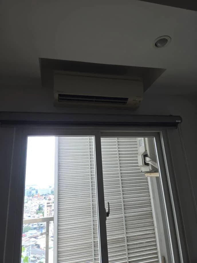 Sau khi hoàn thành sửa máy lạnh treo tường Daikin tại Bình Thạnh — thợ Lê Hữu Lộc (5 sao)