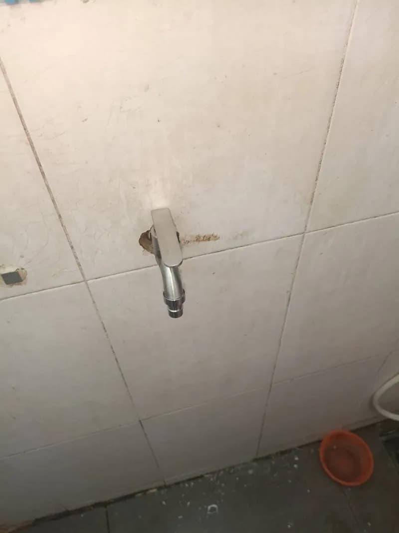 Thay ren vòi nước gãy âm tường tại Quận 6 tại Quận 6
