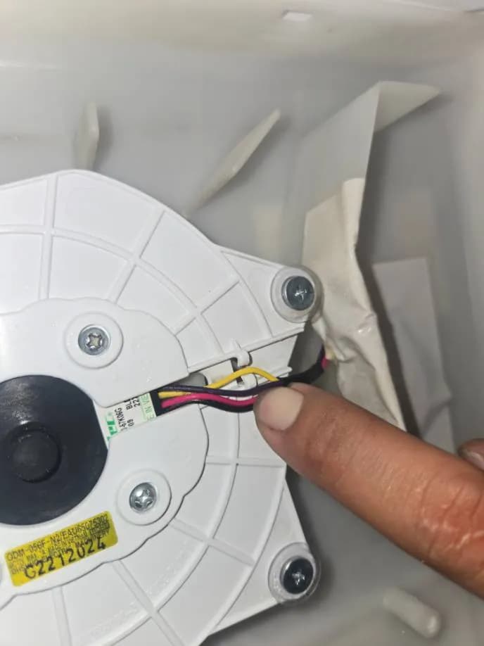 Trước sửa tủ lạnh LG tại Phường Bình Hưng Hòa, Bình Tân — thợ Lê Hữu Lộc