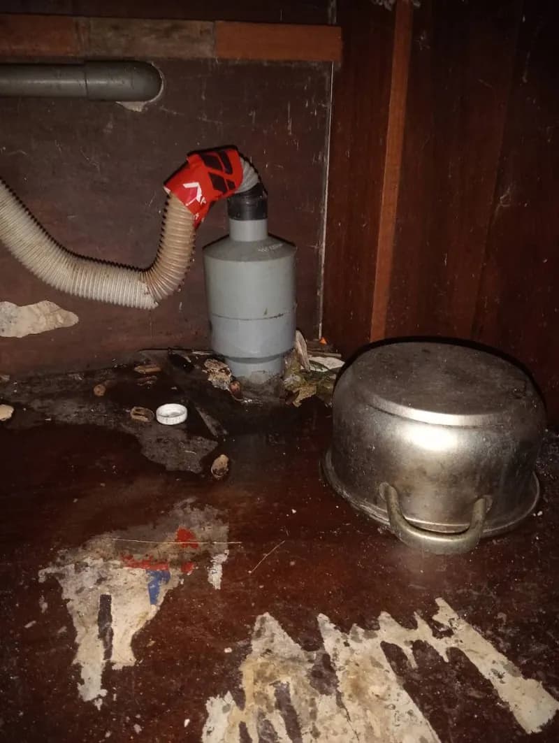 Trước sửa bồn rửa chén Rossi tại Phường Đức Nhuận, Phú Nhuận — thợ Võ Hồng Hải
