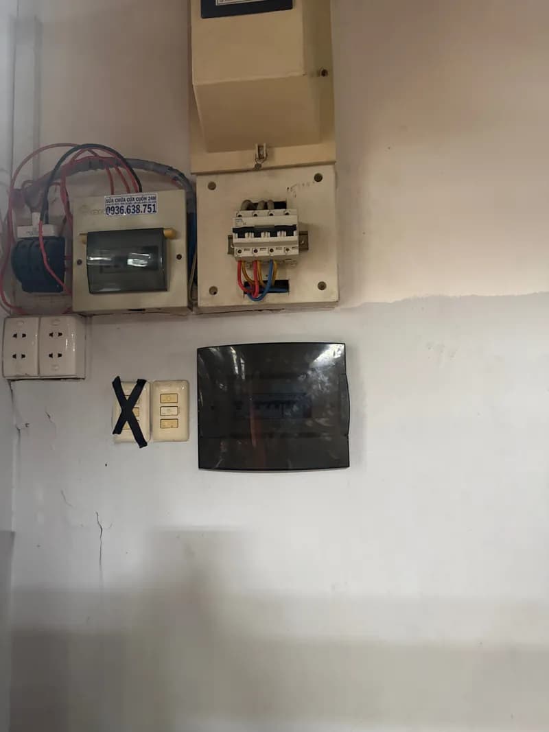 Sau khi hoàn thành sửa hệ thống điện tại phường Hòa Hưng, Quận 10 — thợ Đặng Văn Thịnh