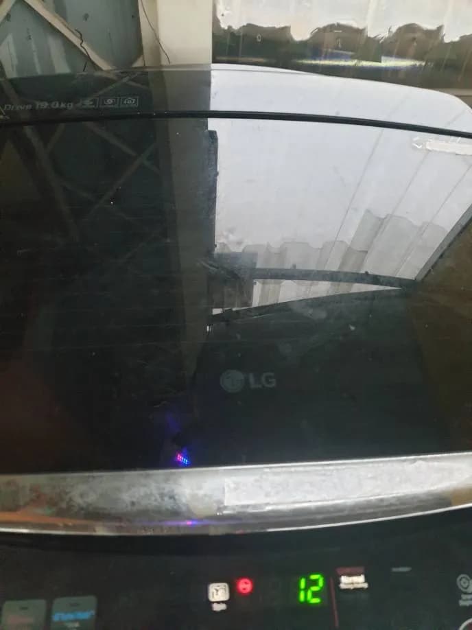 Trước sửa máy giặt cửa trên LG tại Phường Hiệp Bình Phước, Thủ Đức — thợ Phan Chí Tâm