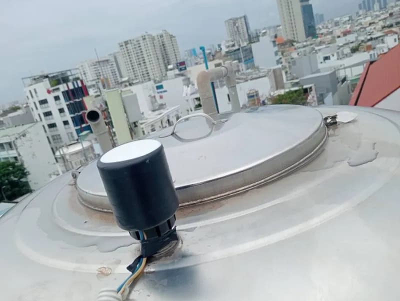 Sau khi hoàn thành sửa bồn nước inox Tân Á Đại Thành tại Phường 4, Phú Nhuận — thợ Võ Hồng Hải