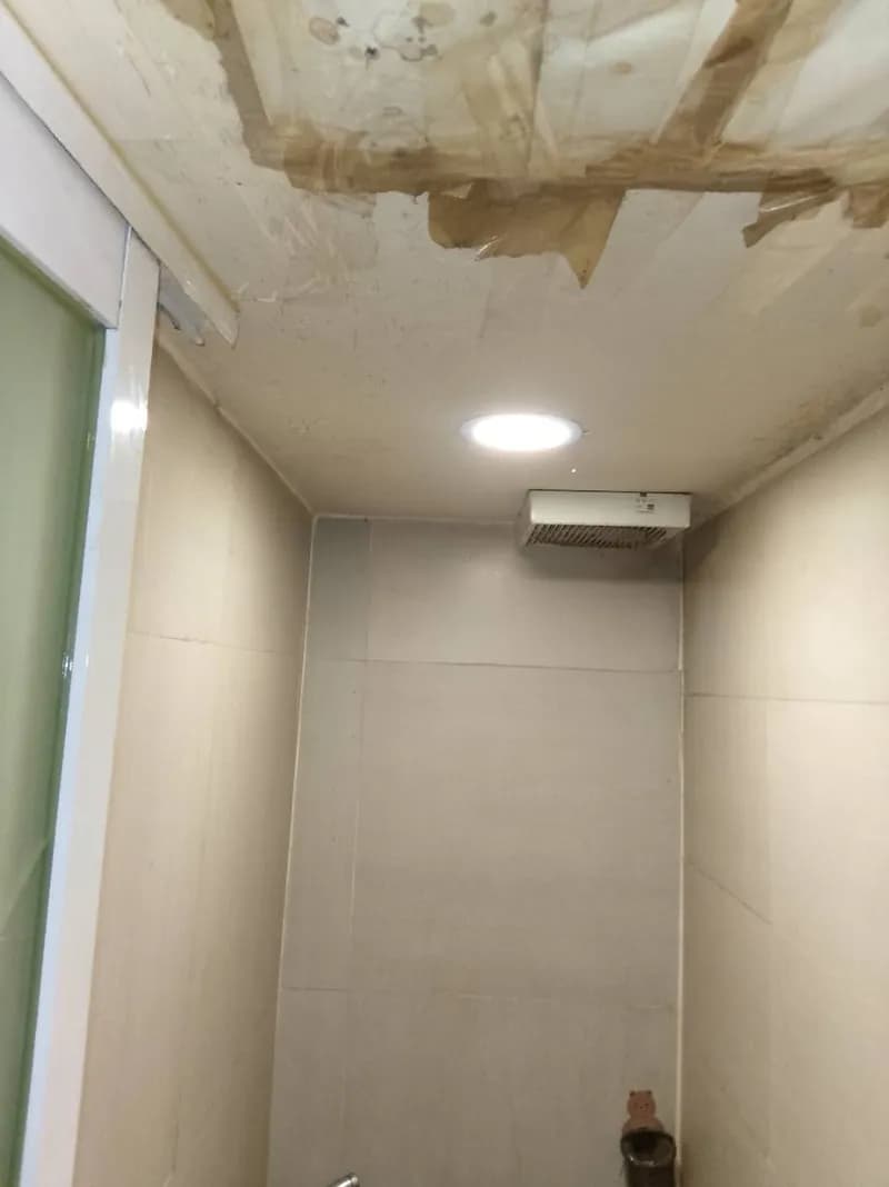 Sau khi hoàn thành sửa đèn LED âm trần Duhal tại Phường Nhiêu Lộc, Quận 3 — thợ Trương Công Việt Trân