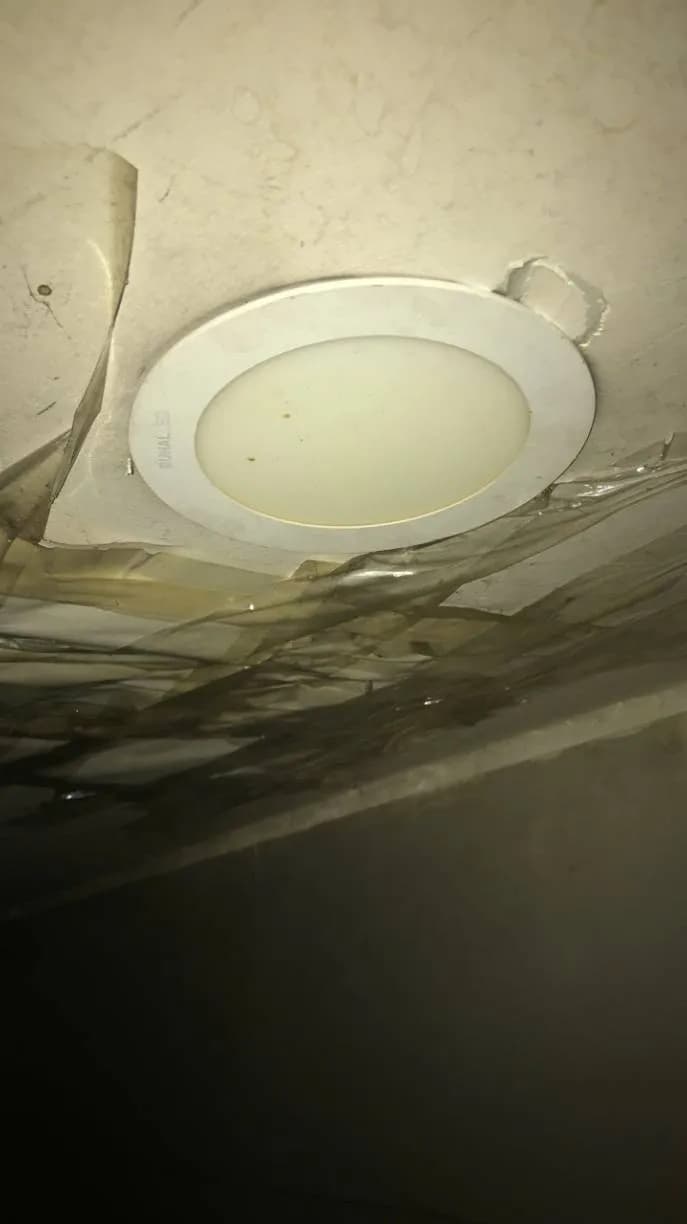 Trước sửa đèn LED âm trần Duhal tại Phường Nhiêu Lộc, Quận 3 — thợ Trương Công Việt Trân