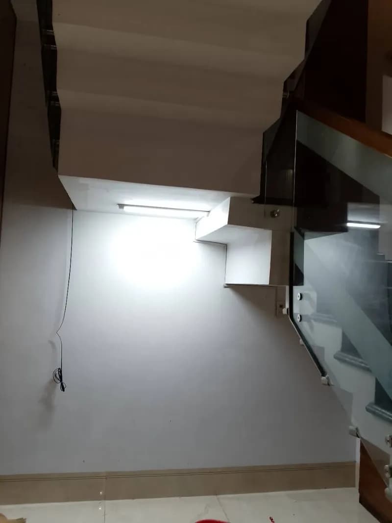 Lắp đặt đèn LED chiếu sáng gầm cầu thang tại An Lạc, Bình Tân tại Phường An Lạc, Bình Tân