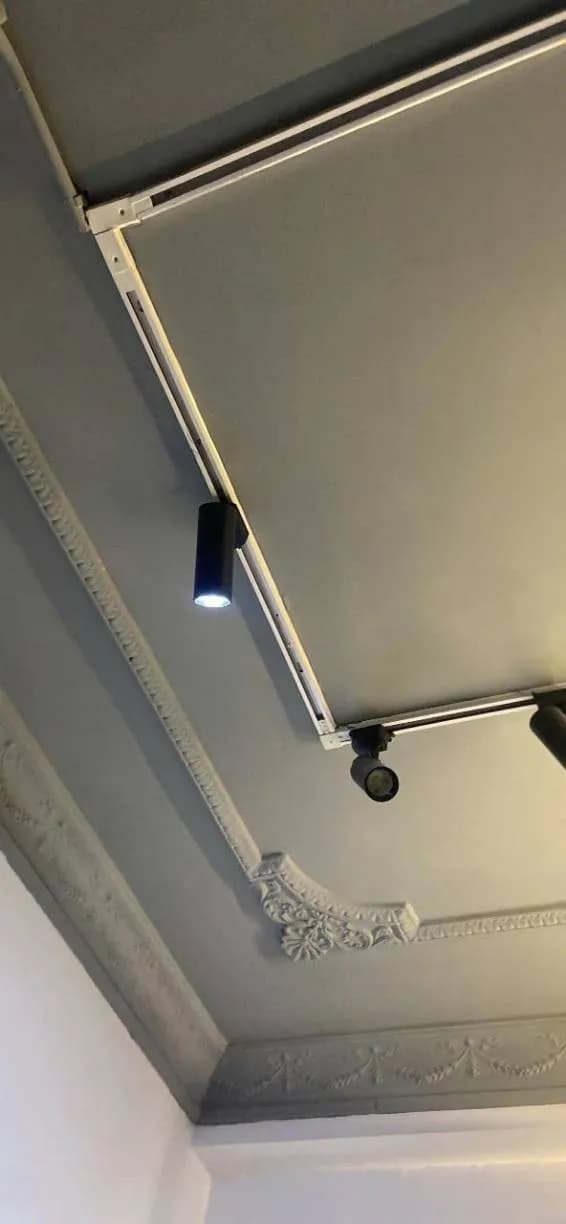Thay thế hệ thống đèn rọi ray tại Quận 7 trọn gói tại Quận 7