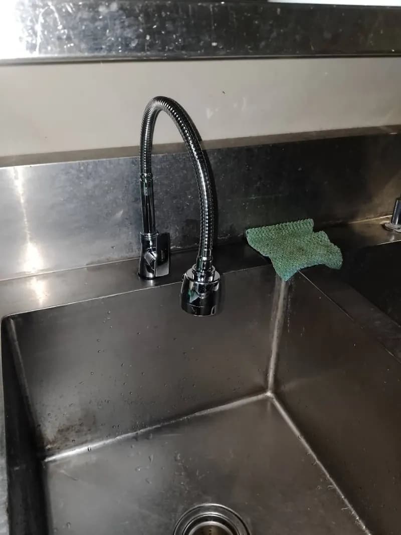 Thay vòi rửa bát cần mềm tại phường Tân Hưng, Quận 7 tại phường Tân Hưng, Quận 7