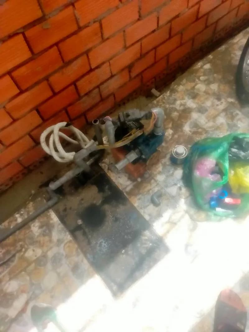 Trước sửa máy bơm nước tại Bình Thạnh — thợ Lê Đăng Tuấn