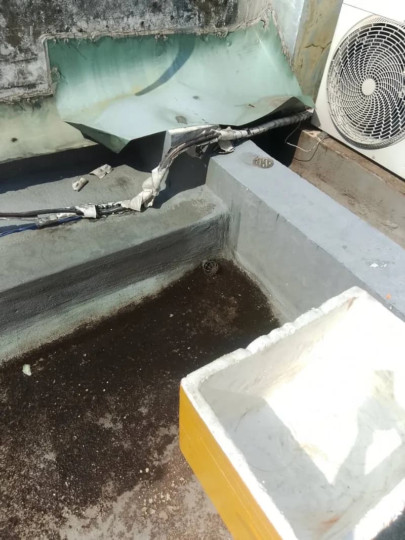 Trước sửa thoát sàn tại Phú Nhuận — thợ Trương Công Việt Trân