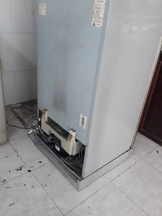 Trước sửa tủ lạnh tại Phường Nguyễn Cư Trinh, Quận 1 — thợ Đặng Anh Huy
