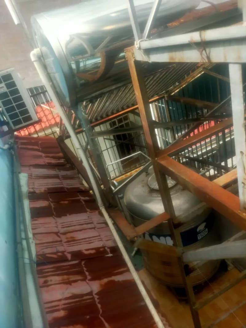 Trước sửa máy nước nóng năng lượng mặt trời tại Thủ Đức — thợ Lê Đăng Tuấn