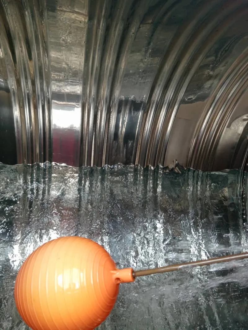 Sau khi hoàn thành sửa bồn nước inox Hwata tại Phường 8, Quận 11 — thợ Võ Hồng Hải