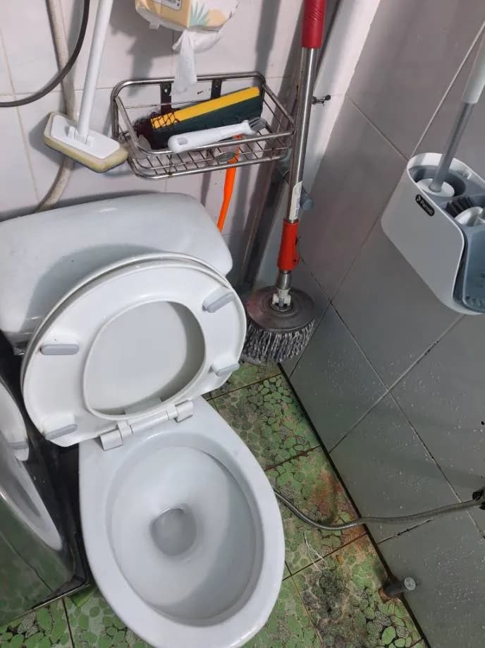 Sau khi hoàn thành sửa vòi nước tại Phường Chánh Hưng, Quận 8 — thợ Trần Quốc Đông (1 sao)