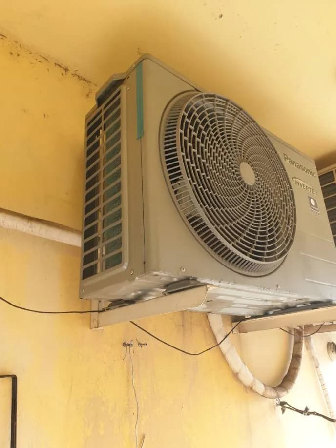 Sau khi hoàn thành sửa máy lạnh treo tường Panasonic tại Quận 6 — thợ Phan Chí Tâm