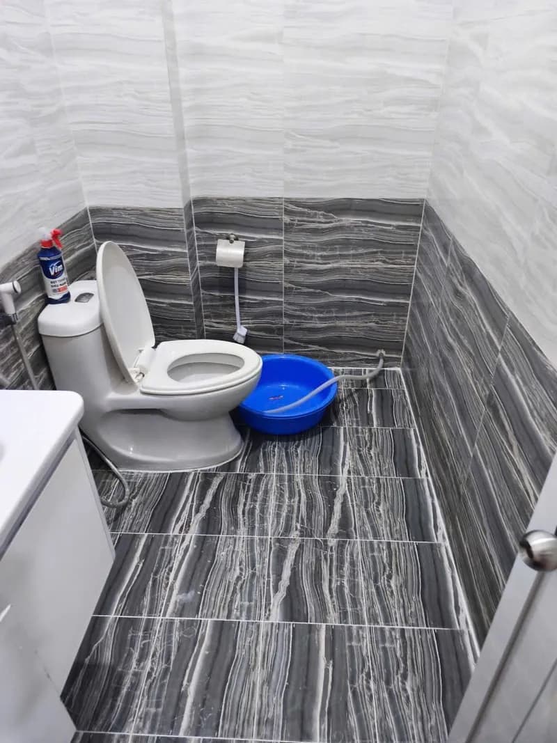 Trước sửa nhà vệ sinh tại Gò Vấp — thợ Bùi Văn An