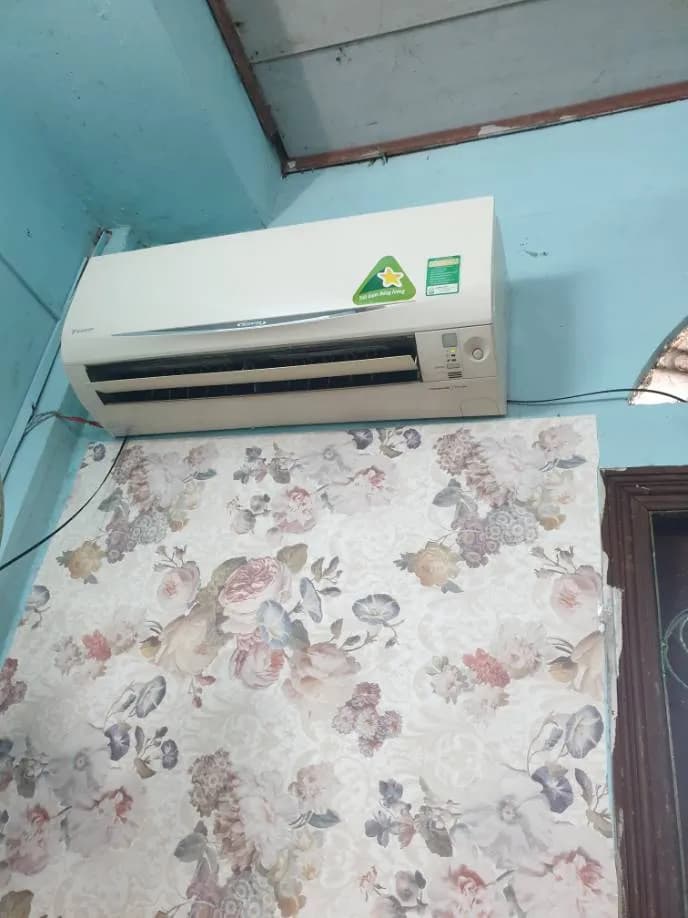 Sau khi hoàn thành sửa máy lạnh treo tường Daikin tại P. Chánh Hưng TP.HCM, Quận 8 — thợ Phan Chí Tâm (5 sao)
