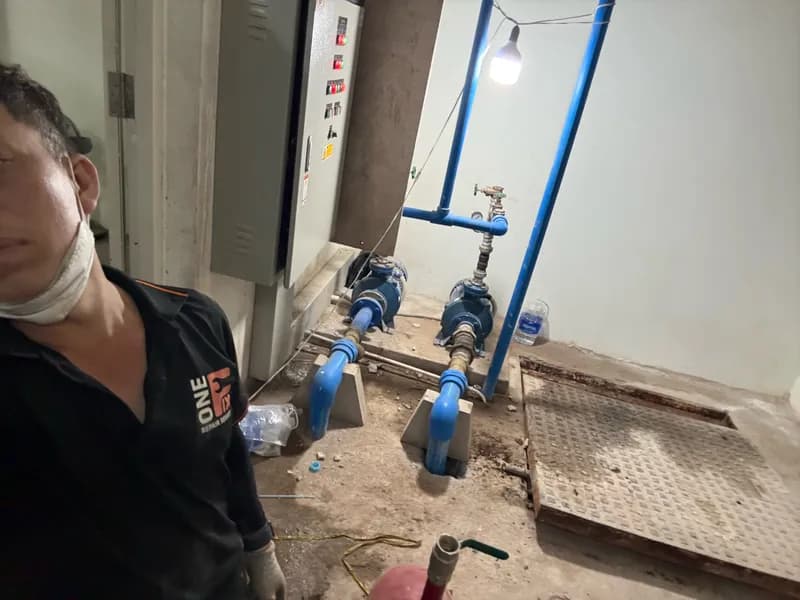 Trước sửa máy bơm nước tại Quận 3 — thợ Hồ Như Vũ