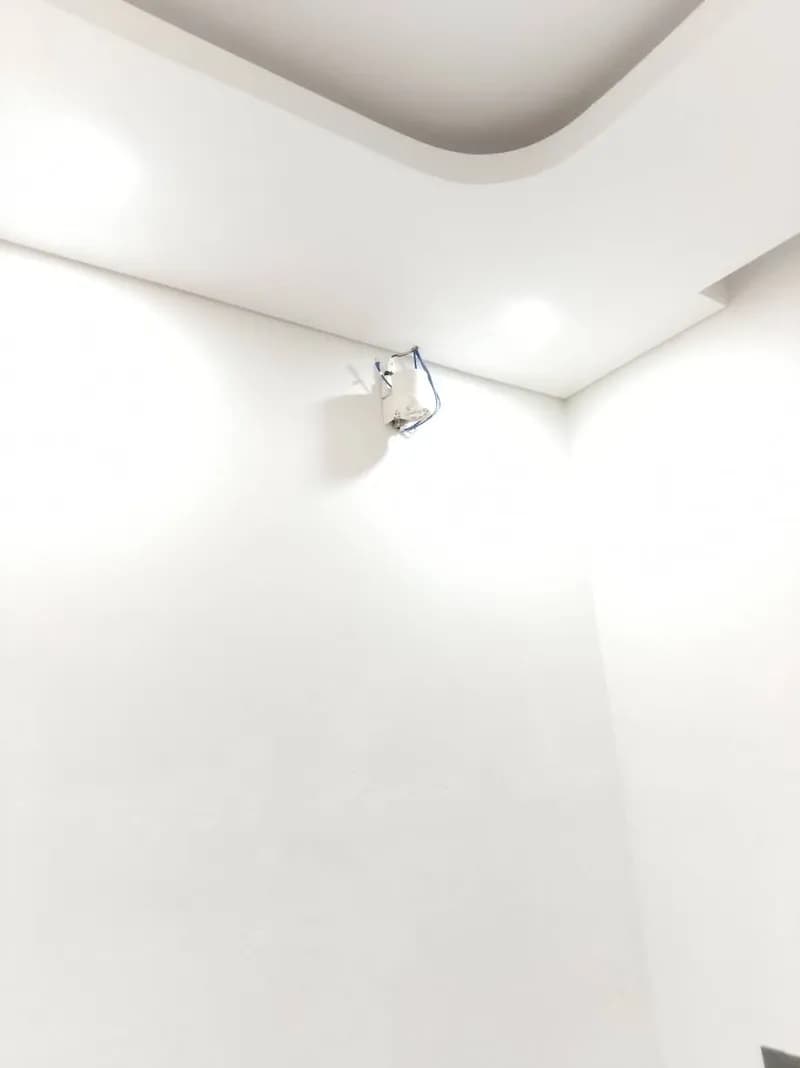 Sau khi hoàn thành sửa dây điện tại Phường Tân Định, Quận 1 — thợ Trương Công Việt Trân