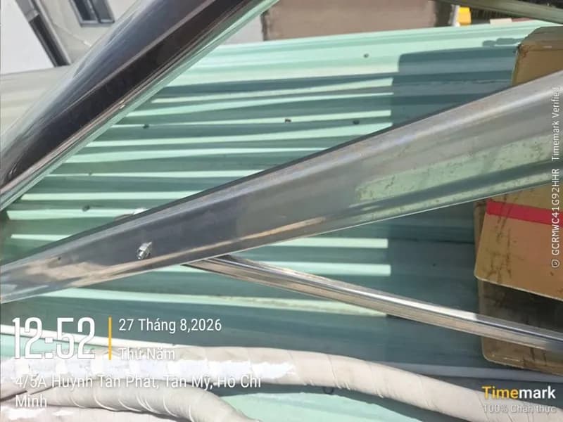 Sau khi hoàn thành sửa đường ống nước tại Quận 7 — thợ Trần Quốc Đông