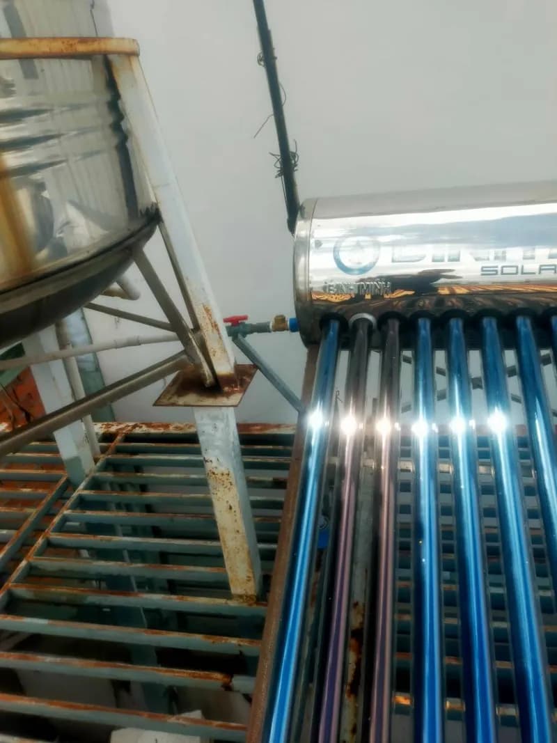 Thay thế đường ống máy nước nóng năng lượng mặt trời Gò Vấp tại Gò Vấp