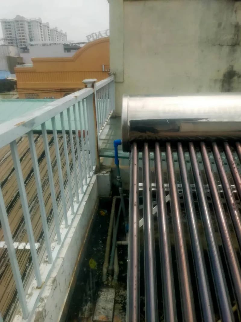 Thay ống cấp nước máy năng lượng mặt trời tại Tân Phú tại Tân Phú
