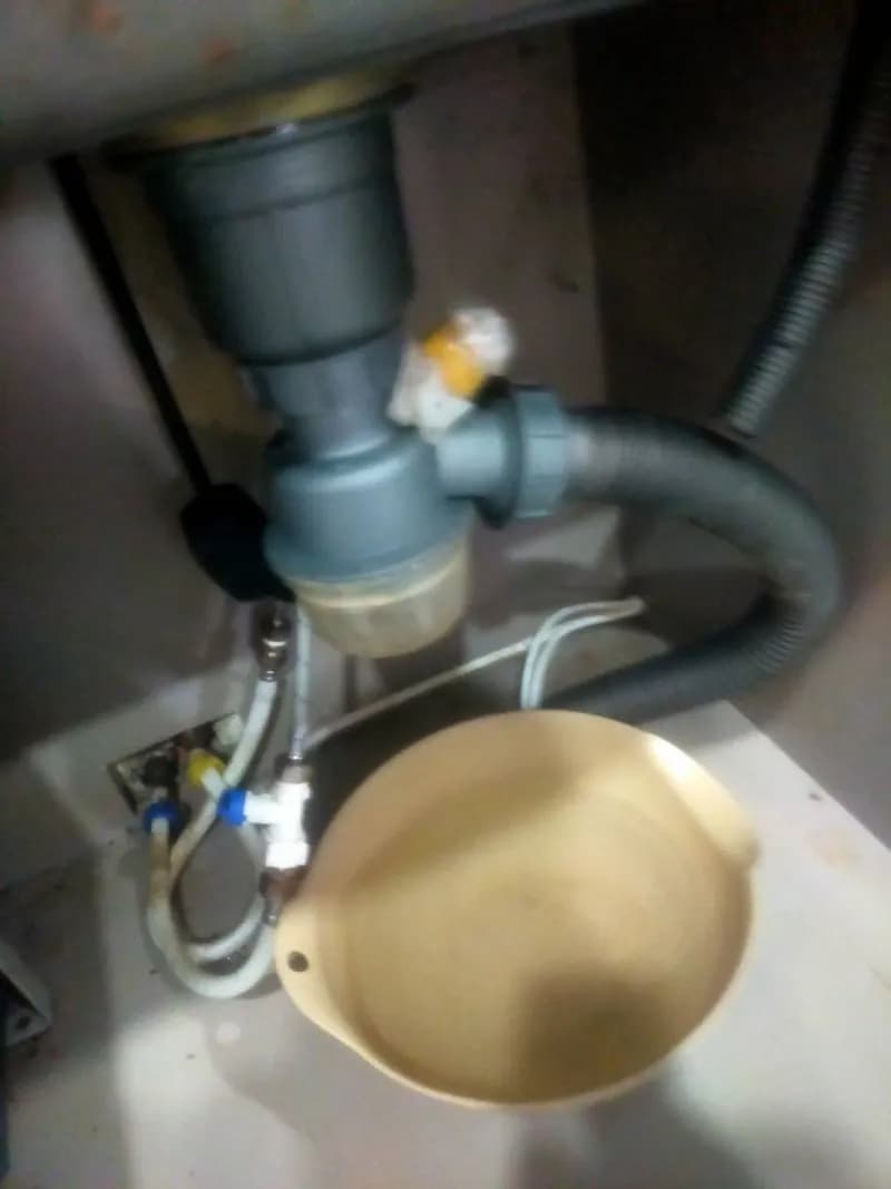 Trước sửa bồn rửa chén tại Phường Linh Xuân, Thủ Đức — thợ Lê Đăng Tuấn
