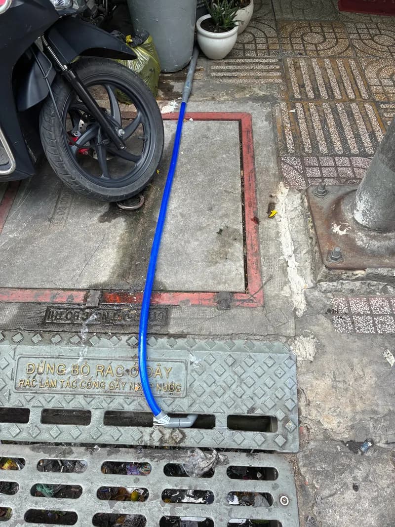 Sau khi hoàn thành sửa đường ống nước tại Phường Nhiêu Lộc, Quận 3 — thợ Dương Oai