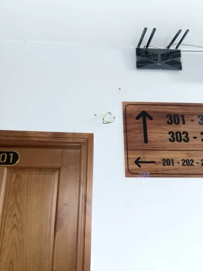 Trước sửa tủ điện Grineu tại Bình Thạnh — thợ Trương Công Việt Trân