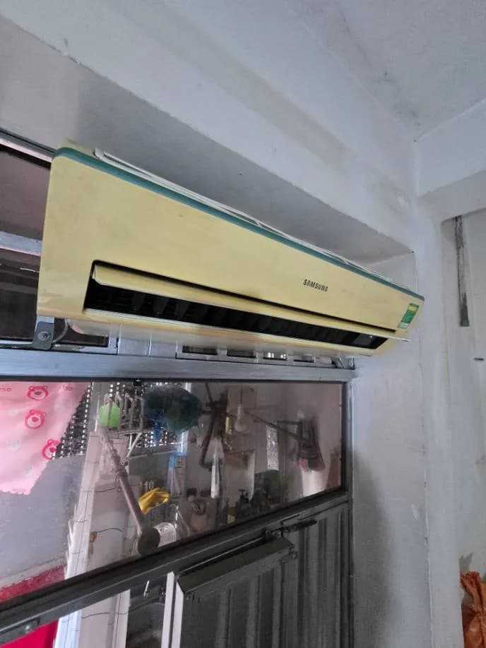 Sau khi hoàn thành sửa máy lạnh treo tường Samsung tại Tân Phú — thợ Lê Hữu Lộc