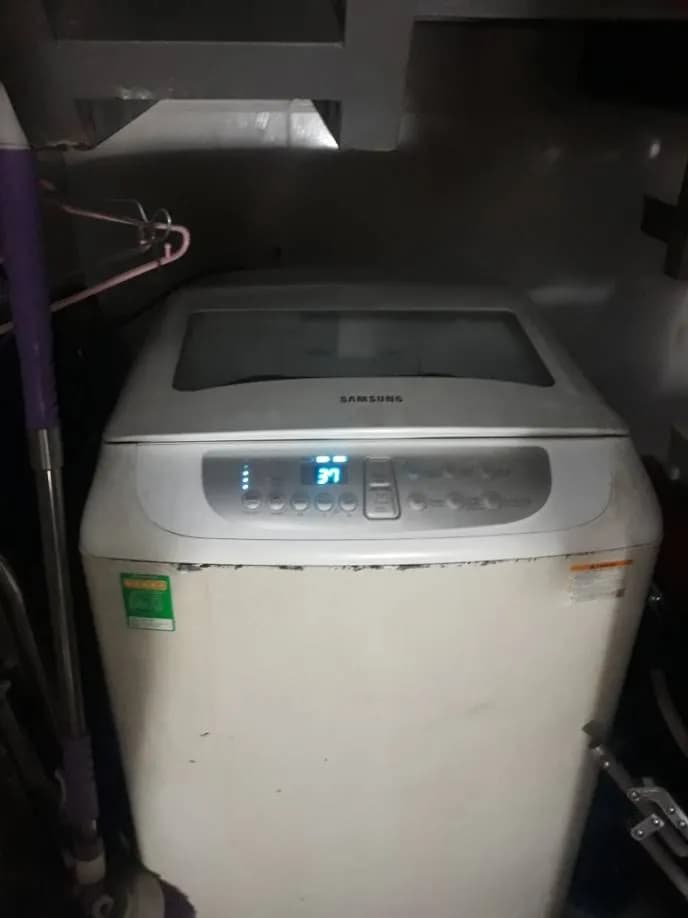 Sau khi hoàn thành sửa máy giặt cửa trên Samsung tại P.HCM, Bình Thạnh — thợ Đặng Anh Huy