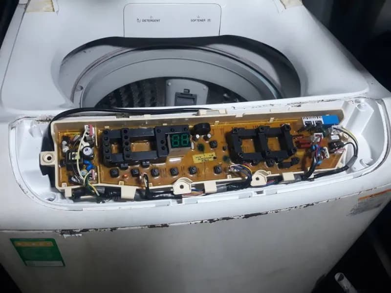 Trước sửa máy giặt cửa trên Samsung tại P.HCM, Bình Thạnh — thợ Đặng Anh Huy