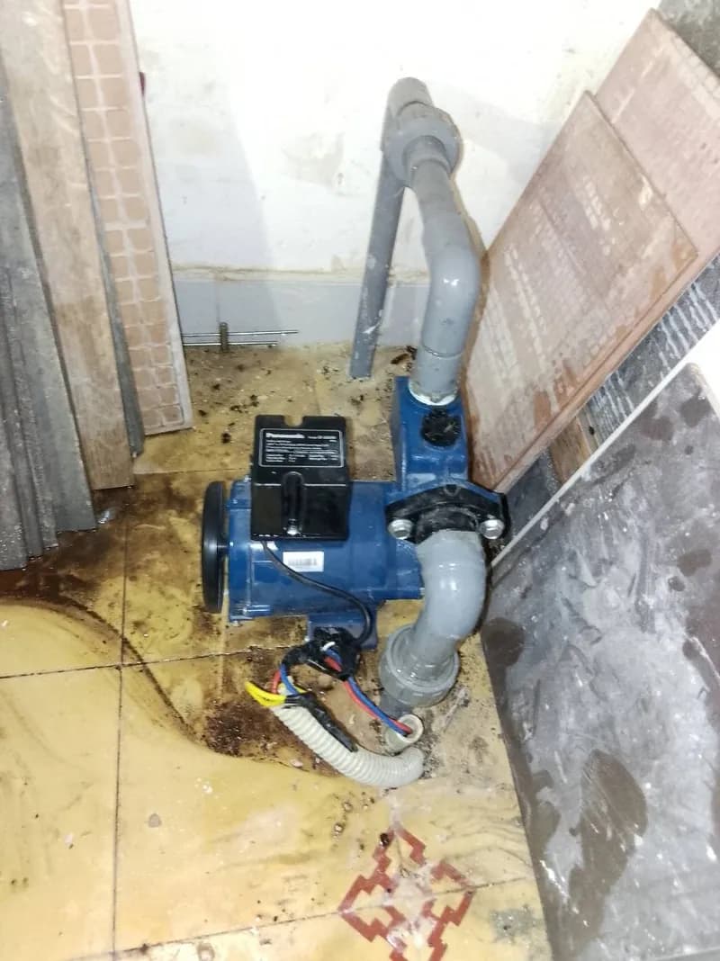 Sau khi hoàn thành sửa máy bơm tăng áp Panasonic tại Tân Bình — thợ Trương Công Việt Trân