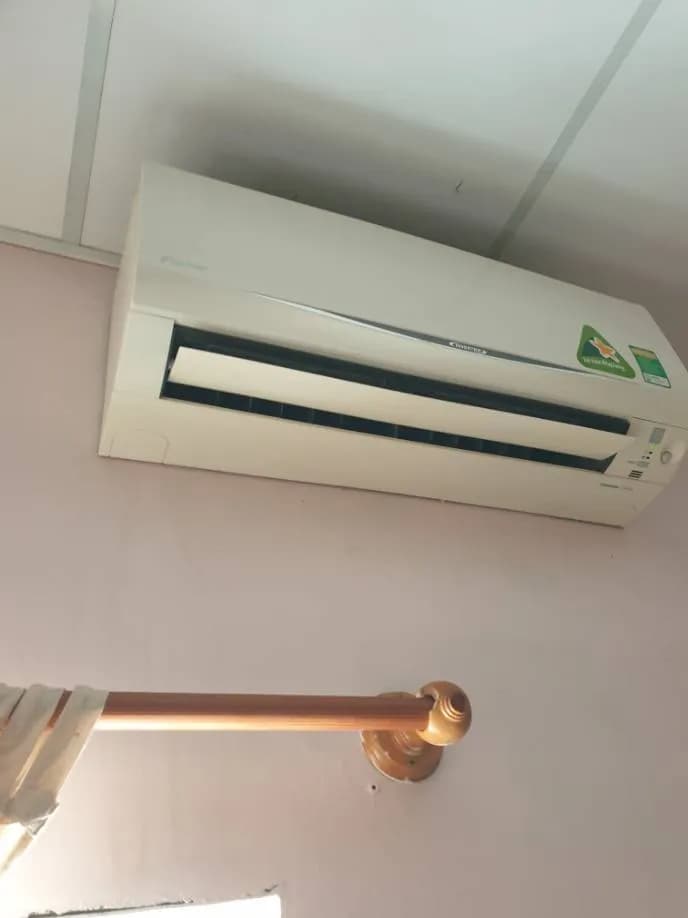 Sau khi hoàn thành sửa máy lạnh treo tường Daikin tại P.HCM, Bình Thạnh — thợ Phan Chí Tâm