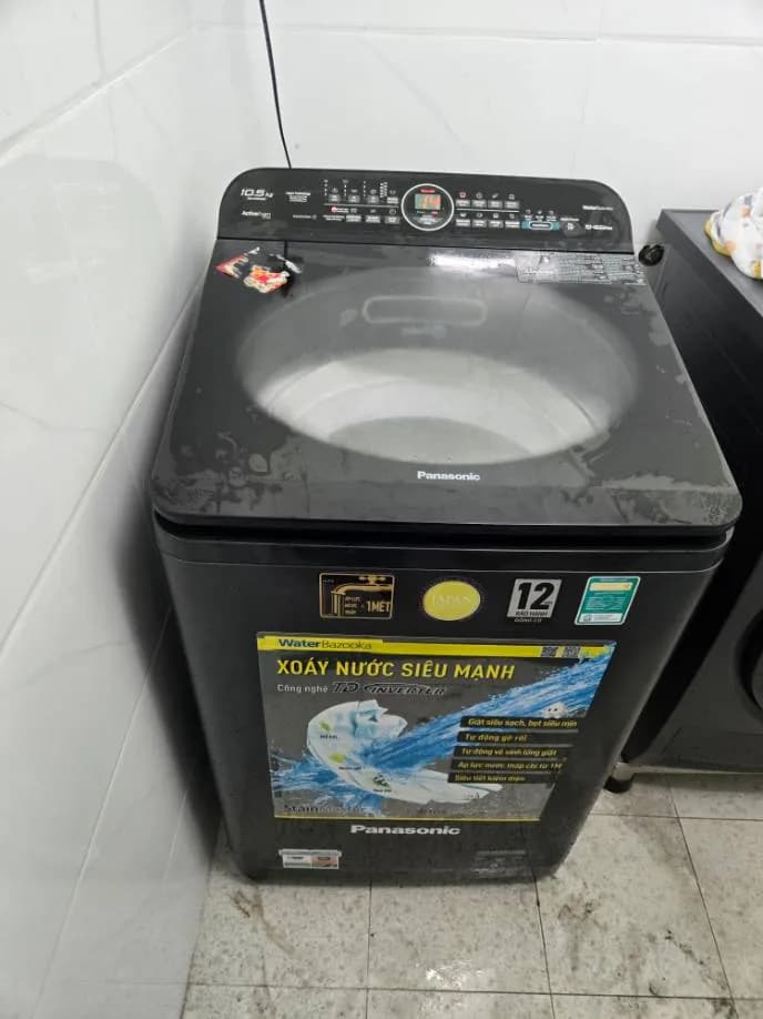 Sau khi hoàn thành sửa máy giặt cửa trên Panasonic tại Tân Bình — thợ Lê Hữu Lộc