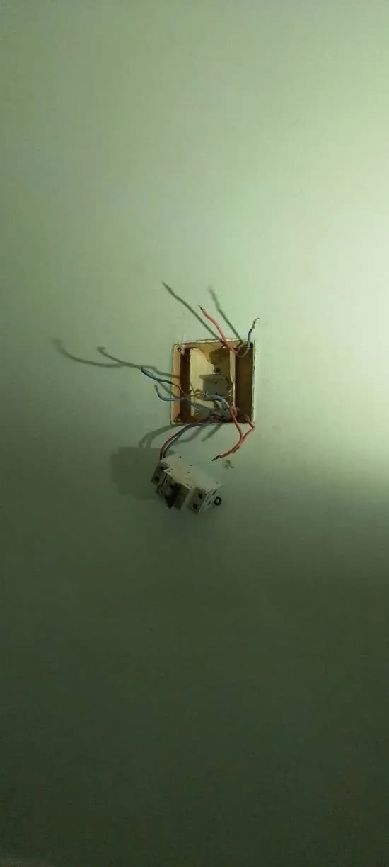 Thay thế aptomat và đi lại dây điện tại Tân Tạo, Bình Tân tại phường tân tạo quận bình tân HCM, Bình Tân
