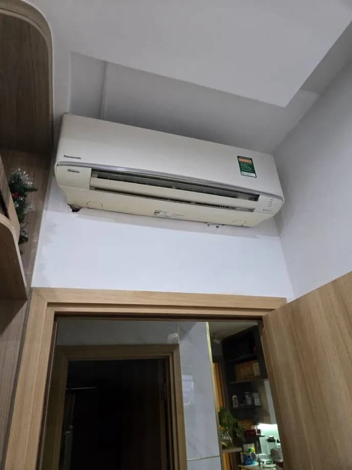 Sau khi hoàn thành sửa máy lạnh treo tường Panasonic tại Tân Phú — thợ Lê Hữu Lộc