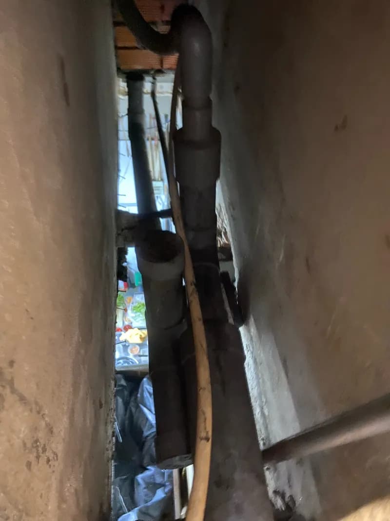 Trước sửa đường ống nước tại Quận 1 — thợ Trần Lào
