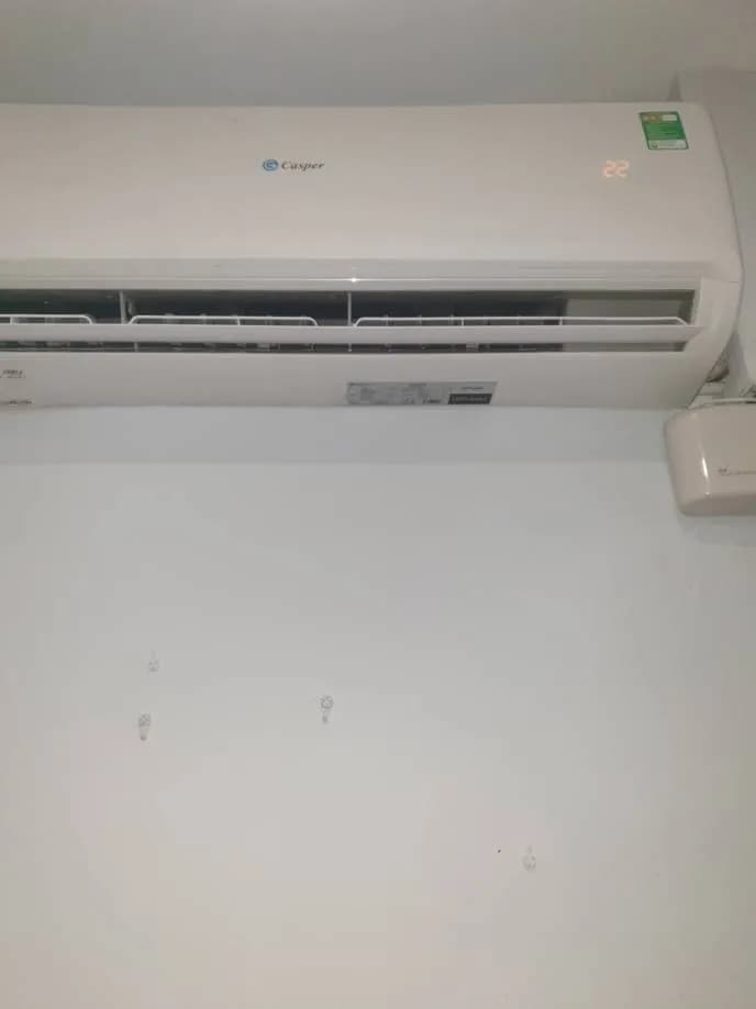 Trước sửa máy lạnh treo tường Casper tại Phường Bến Thành, Quận 1 — thợ Phan Chí Tâm