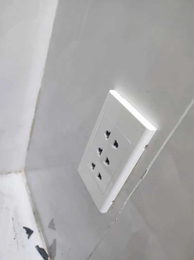 Sau khi hoàn thành sửa ổ cắm điện Panasonic tại Thủ Đức — thợ Bùi Văn An