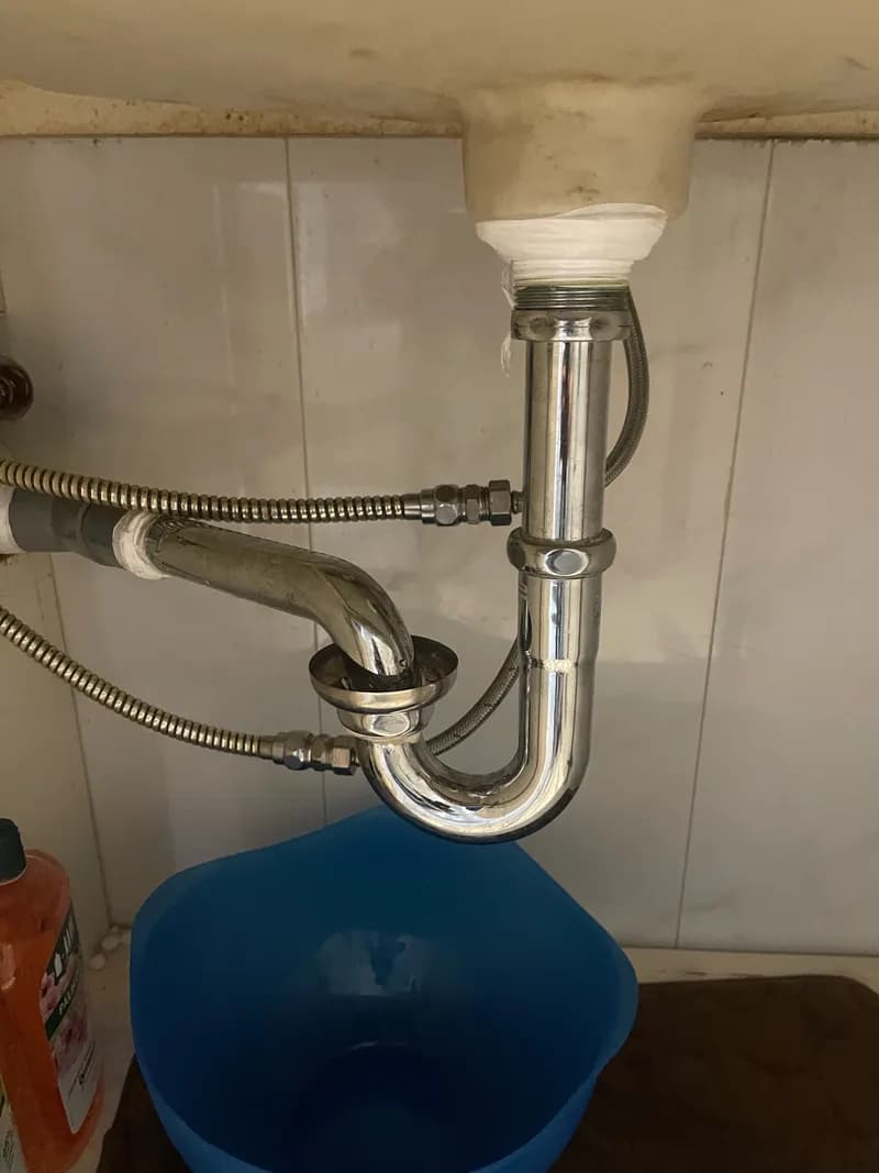 Sau khi hoàn thành sửa đường ống nước Bình Minh tại Phường 13, Tân Bình — thợ Nguyễn Quốc Bảo (5 sao)