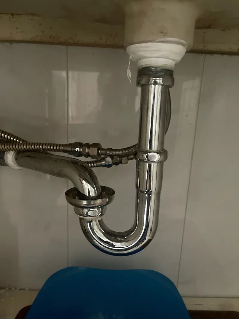 Trước sửa đường ống nước Bình Minh tại Phường 13, Tân Bình — thợ Nguyễn Quốc Bảo