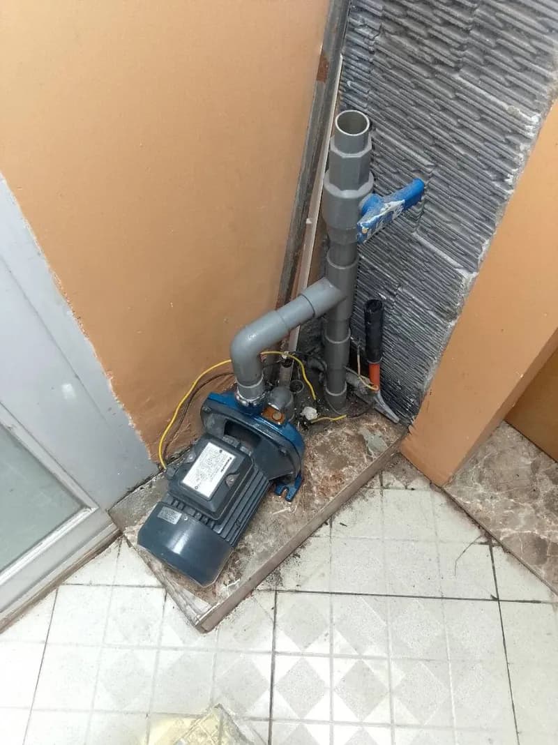 Trước sửa máy bơm tăng áp Panasonic tại Quận 6 — thợ Trương Công Việt Trân