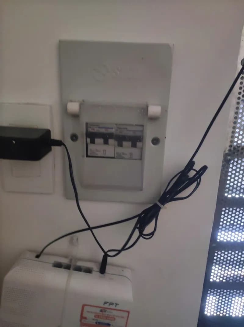 Sau khi hoàn thành sửa aptomat Panasonic tại P. Bình Trưng, Thủ Đức — thợ Bùi Văn An