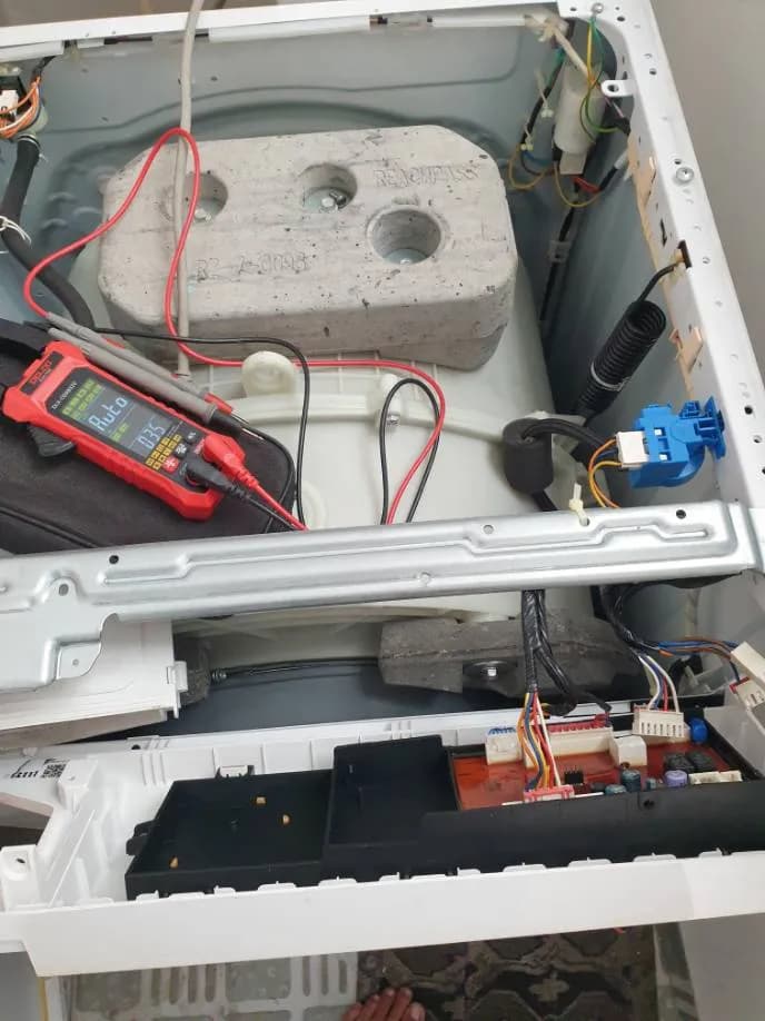 Trước sửa máy giặt cửa trước Toshiba tại PHƯỜNG BÌNH THẠNH TP. HCM, Bình Thạnh — thợ Phan Chí Tâm