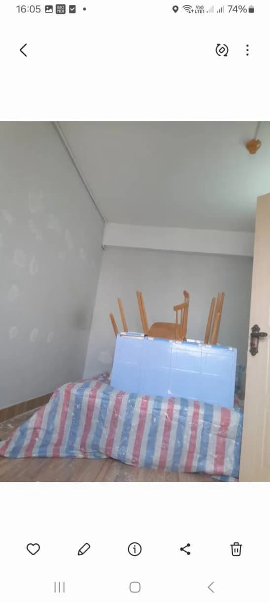 Sau khi hoàn thành sửa tường nhà Dulux tại Quận 5 — thợ Bùi Văn Bảo