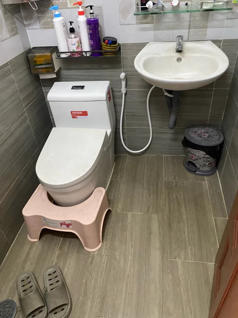 Trước sửa bồn cầu King tại Gò Vấp — thợ Bùi Văn An