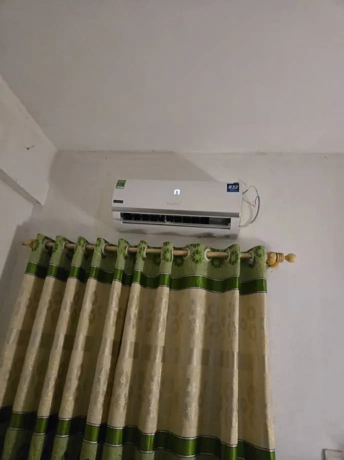Vệ sinh và nạp gas R32 máy lạnh tại quận Bình Thạnh tại Bình Thạnh