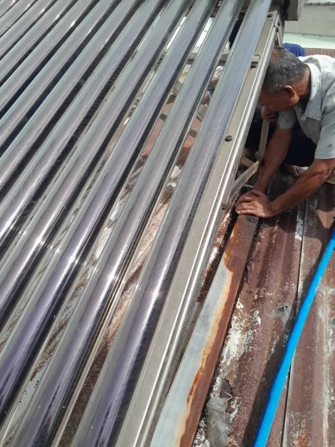Chống dột mái tôn sân thượng chuyên nghiệp tại TPHCM tại TPHCM