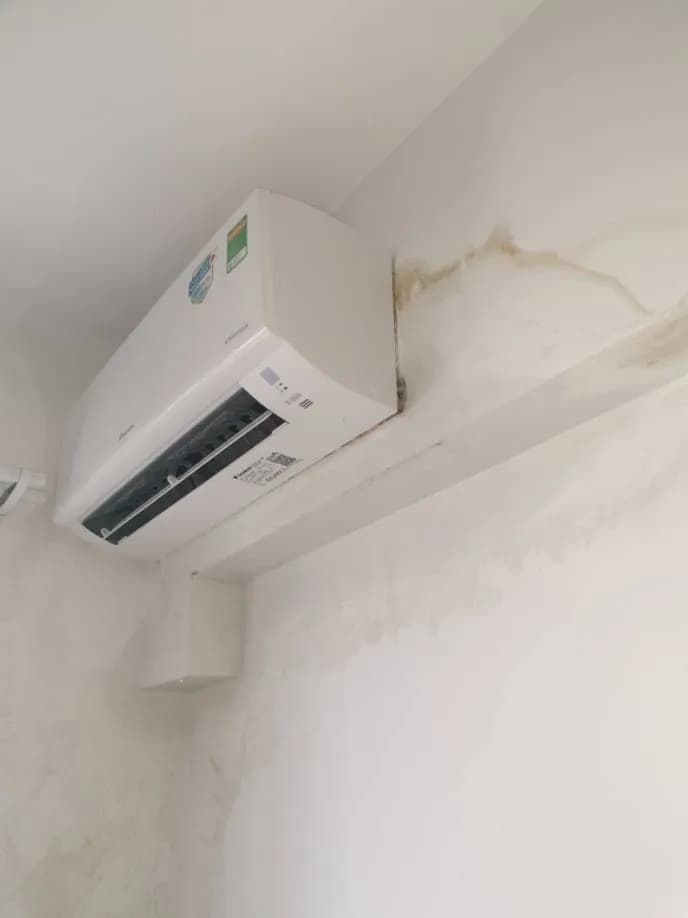 Sau khi hoàn thành sửa máy lạnh treo tường Daikin tại Tân Phú — thợ Phan Chí Tâm